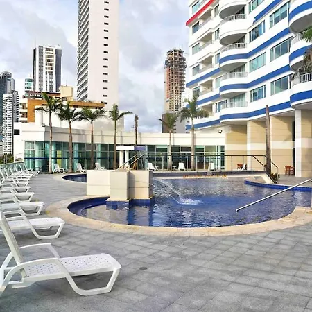 Apto 3002 Frente Al Mar- Edificio Palmetto, Piso 30 Apartamento *