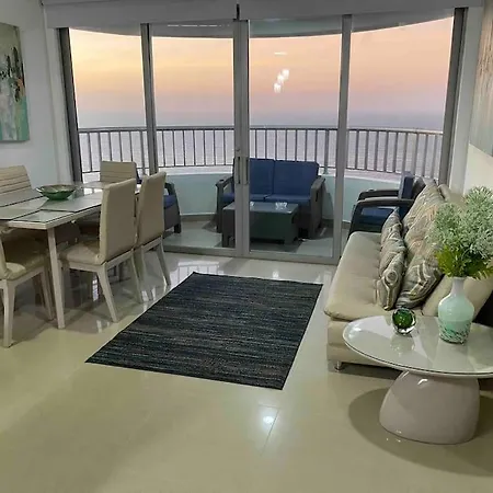 Apartamento Apto 3002 Frente Al Mar- Edificio Palmetto, Piso 30 Cartagena