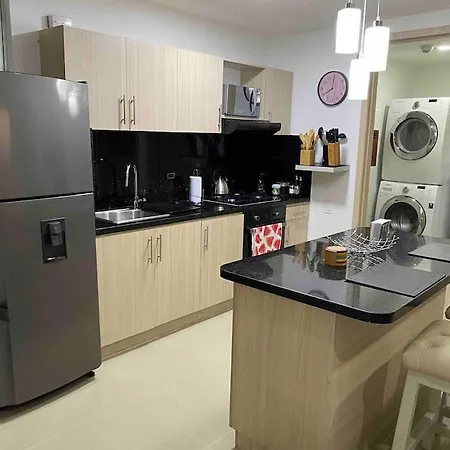 Apto 3002 Frente Al Mar- Edificio Palmetto, Piso 30 Apartamento