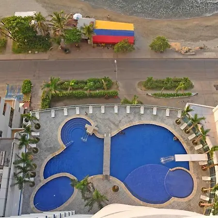 Apto 3002 Frente Al Mar- Edificio Palmetto, Piso 30 Apartamento *